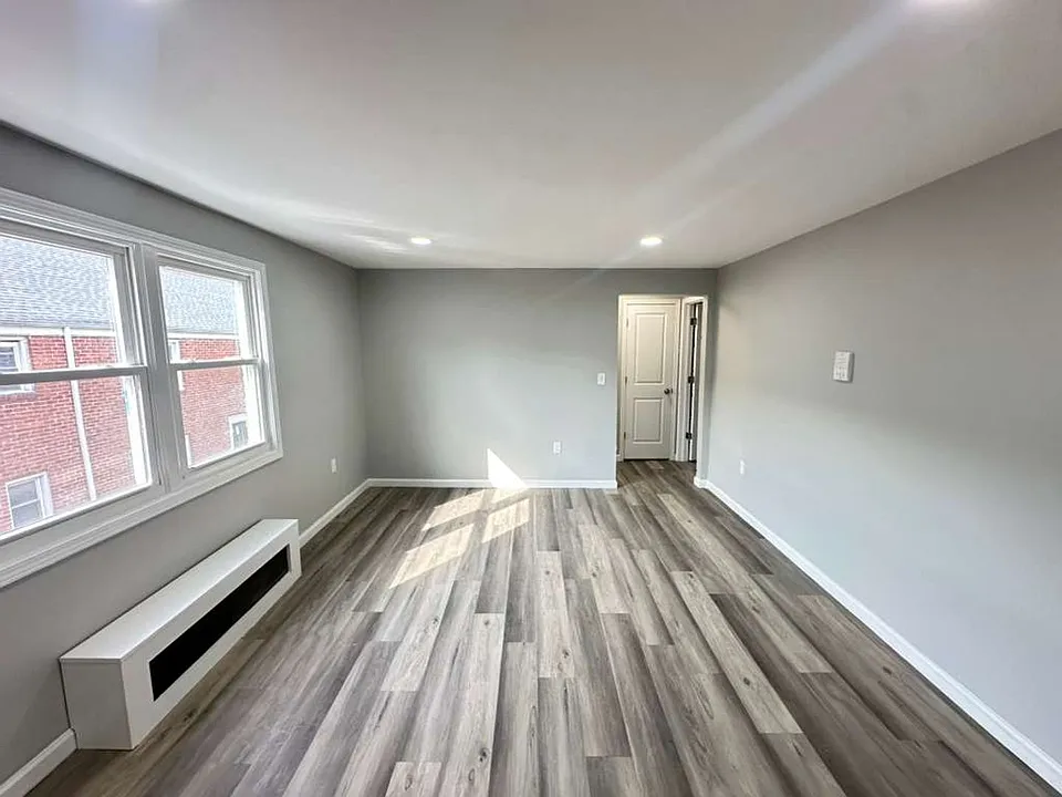 478 Tremont Ave