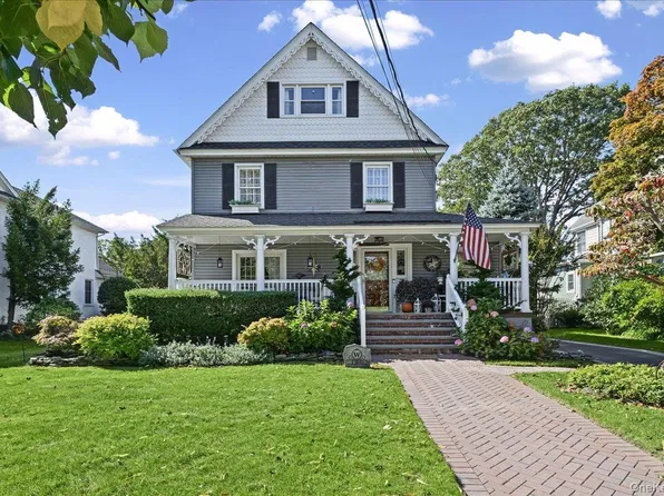 176 S Centre Avenue, Rockville Centre, NY 11570