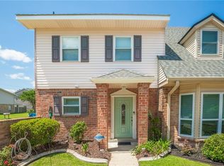 25 Brandon Hall Dr APT A, Destrehan, LA 70047