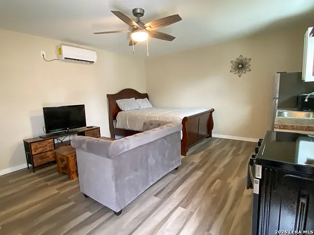 107 W Jewell St #B — Photo 7