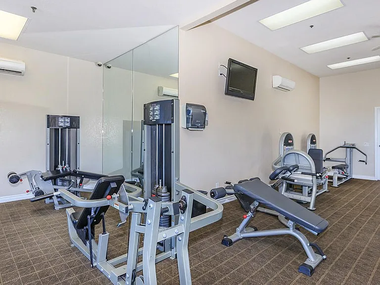 240 Avenida Vis — Photo 13