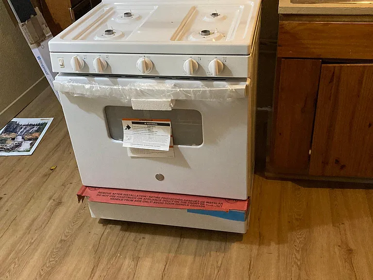 Brand new stove