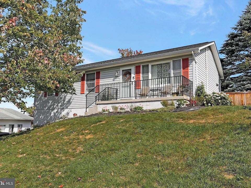 1st image of 1122 Outer Dr
