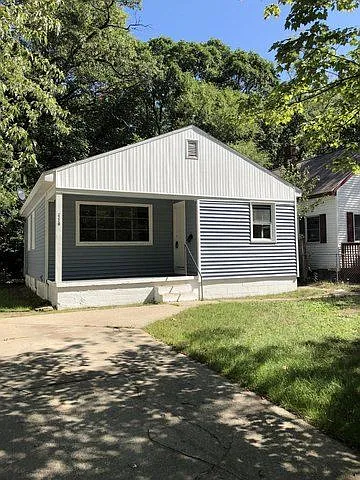 3320 Lemuel St Photo 1