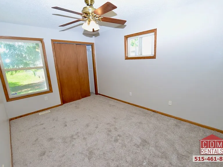 23 E Lally St — Photo 8