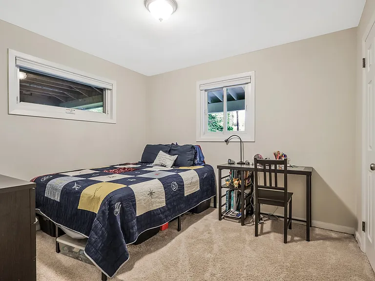 7011 Kenfig Pl — Photo 17