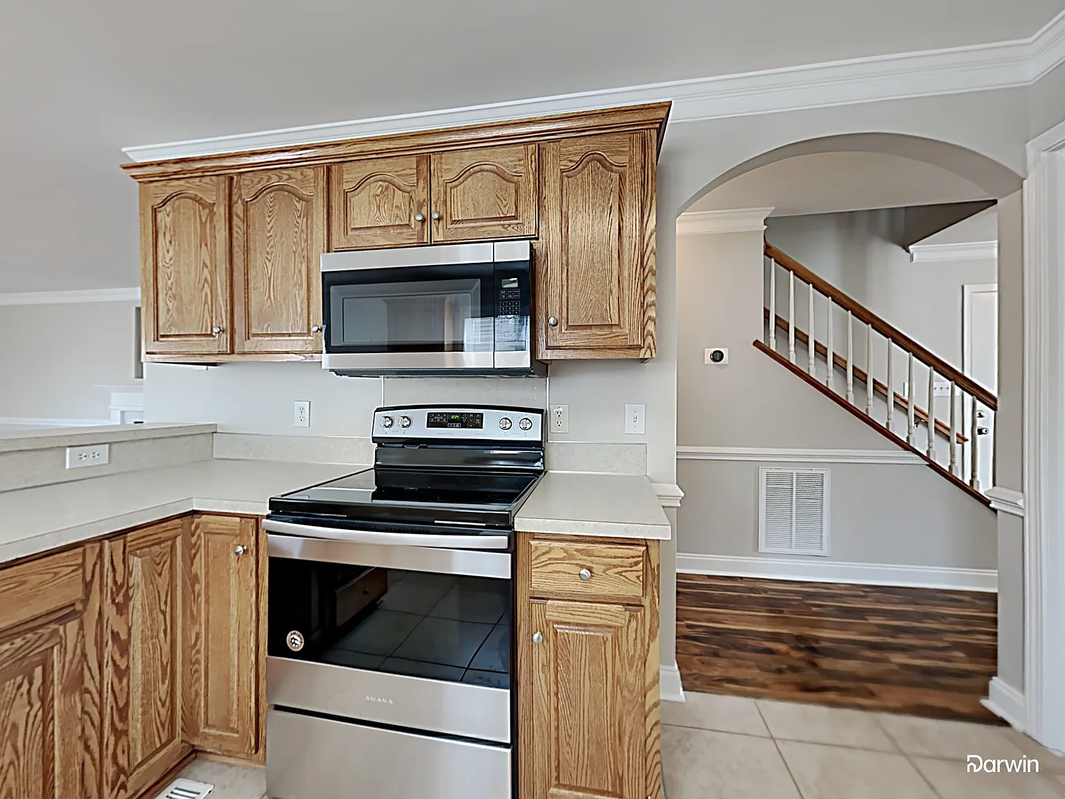 3 bed, 2.5 bath, 1862 sqft, $2,205 — Photo 2