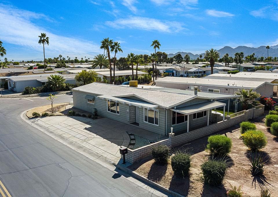 1st image of 73257 Desert Greens Dr N
