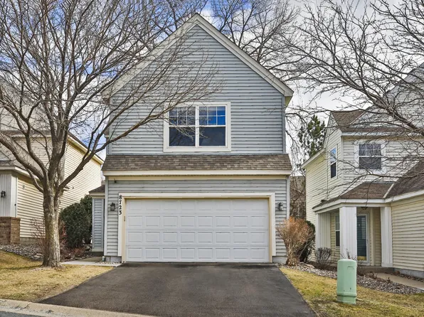 8723 N Bay Dr #401, Chanhassen, MN 55317