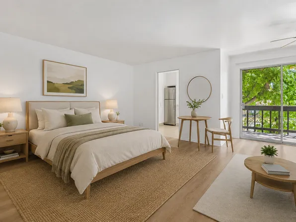 Woodman Apartments, 6121 Woodman Ave APT 204, Van Nuys, CA 91401