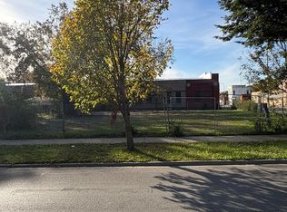 5900 S Loomis Blvd, Chicago, IL 60636