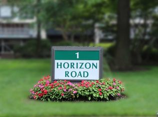 1 Horizon Rd APT 1014, Fort Lee, NJ 07024