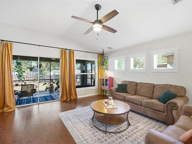 6808 Cambridge Park Dr — Photo 9