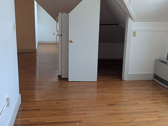 5th image of 31 Barre St APT 7