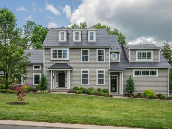 72 Stoner Drive, West Hartford, CT 06107