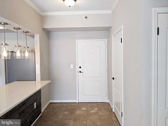 5th image of 1211 S Eads St APT 1603