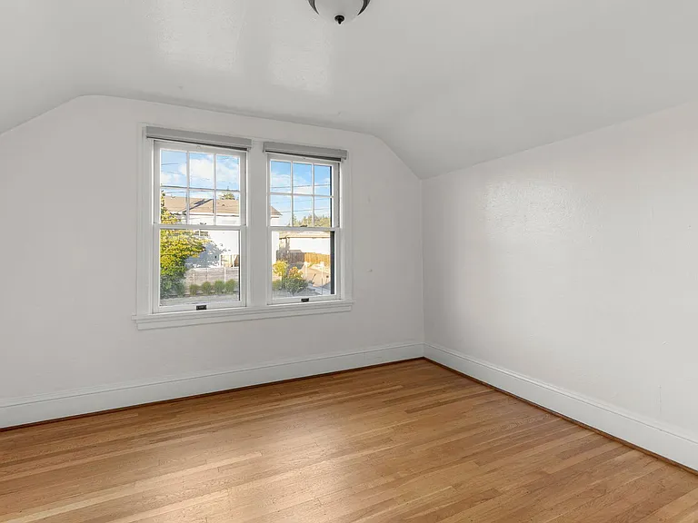 3315 SE Cesar Estrada Chavez Blvd — Photo 14