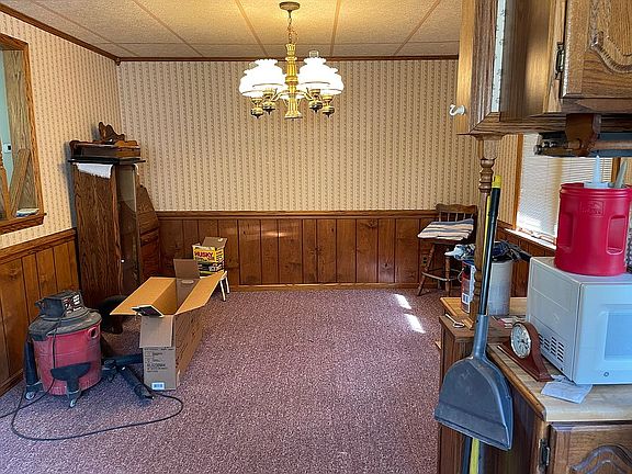 5th image of 4227 Woodmere Dr