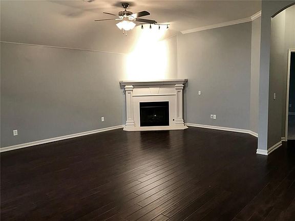 3rd image of 21205 River Lark Ln