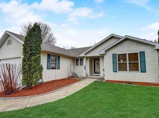 673 Invermere Dr, Sun Prairie, WI 53590