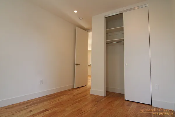 Rented by aptsandlofts.com | media 29
