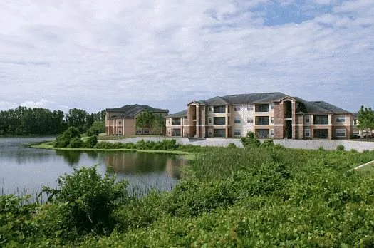 The Landings at Long Lake — Photo 12