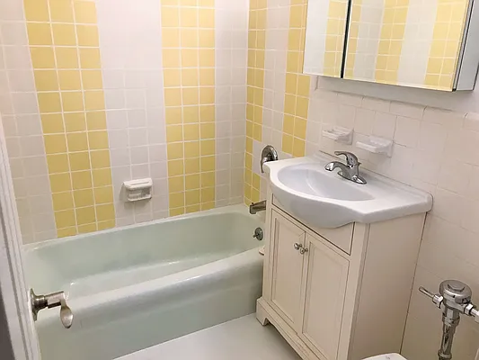 Rented by Joe Gotham LTD | media 37