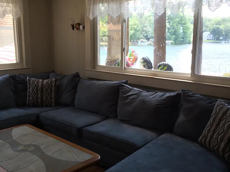 31 Ball Ave — Photo 3