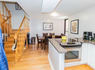 636 W Webster Ave APT 103, Chicago, IL 60614