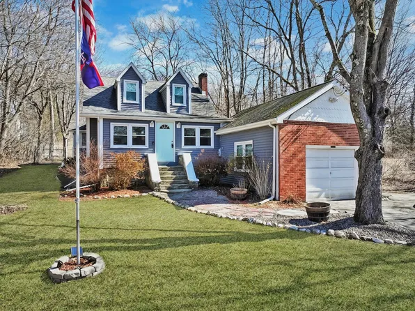 302 Hickory Avenue, New Windsor, NY 12553