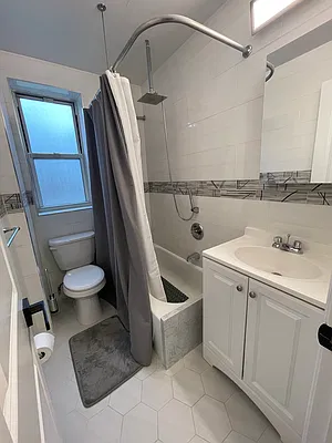 Sold by WRL Realty, LLC | media 19