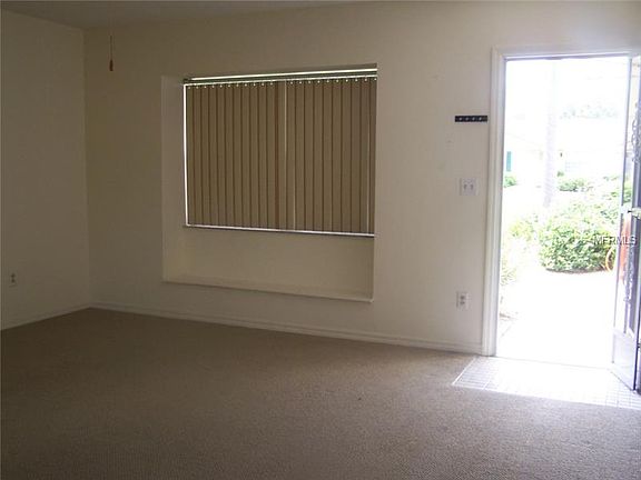 4th image of 406 Bloom Ct #F