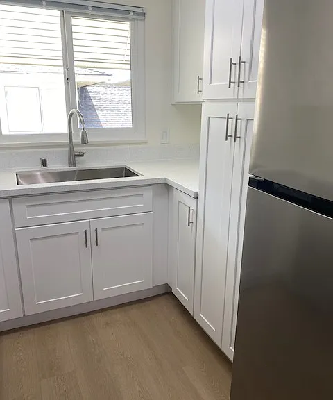 1009 W Huntington Dr #18 — Photo 6
