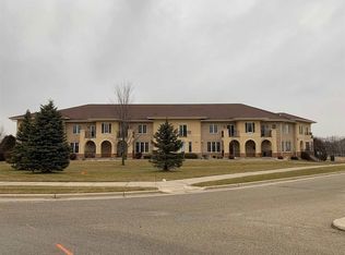 981 Augusta Dr, Oregon, WI 53575