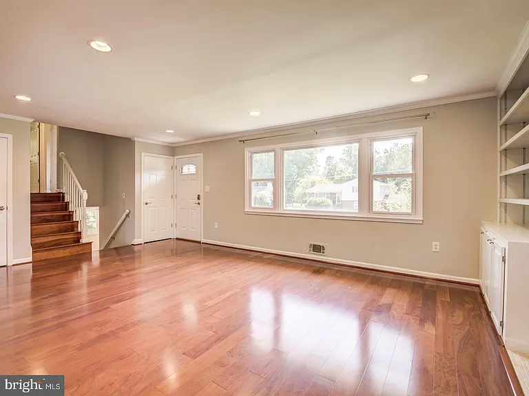 1723 Baldwin Dr — Photo 4