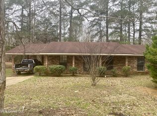 111 Orr Dr, Brandon, MS 39042