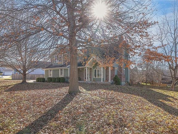 2nd image of 1113 NE Jamestown Ct