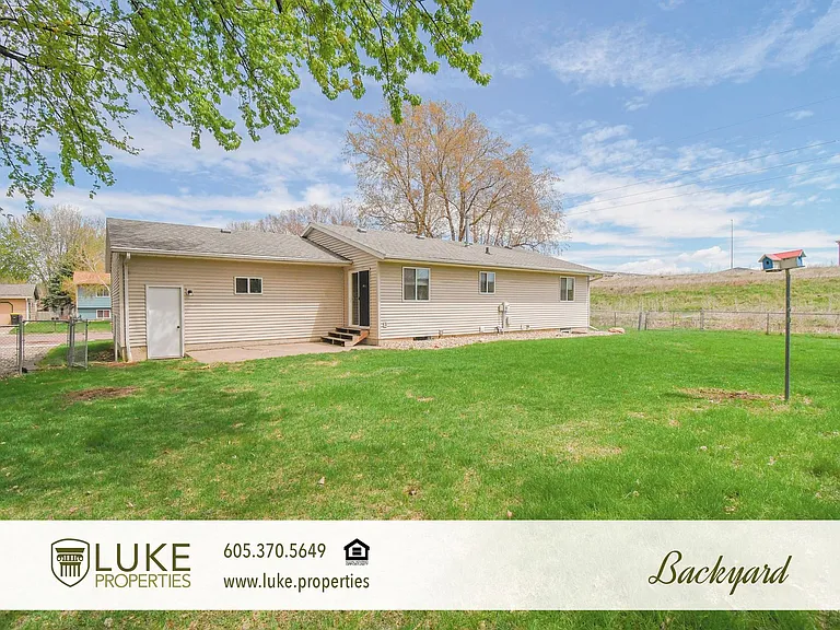 5213 E Prospect St — Photo 23