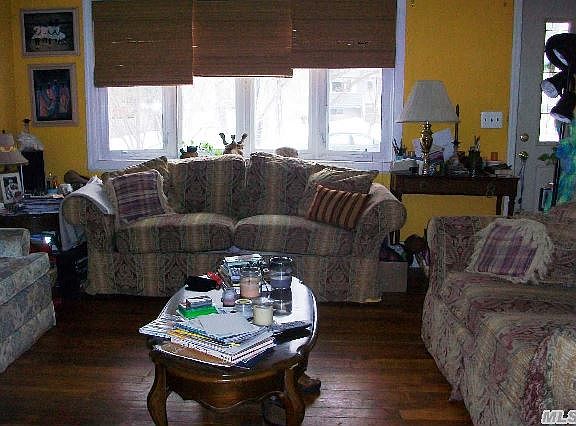 2nd image of 230 Radio Ave