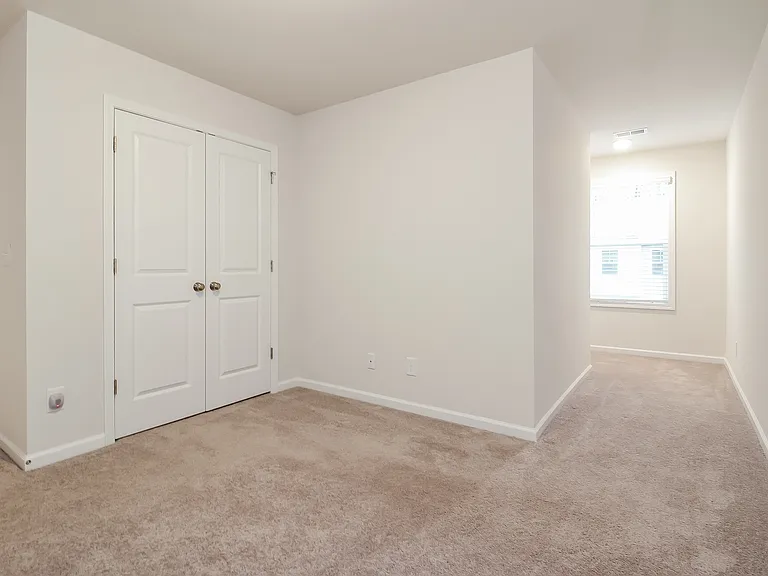 10 Oak Rose Dr — Photo 11