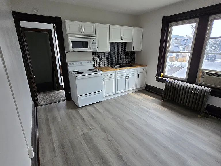 1127 N 9th St #2 — Photo 12