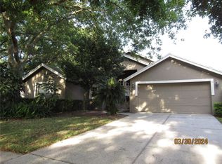 3002 Bent Creek Dr, Valrico, FL 33596