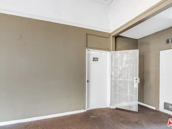 256 W Florence Ave APT 201, Los Angeles, CA 90003