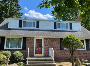 377 Hasbrouck Blvd, Oradell, NJ 07649