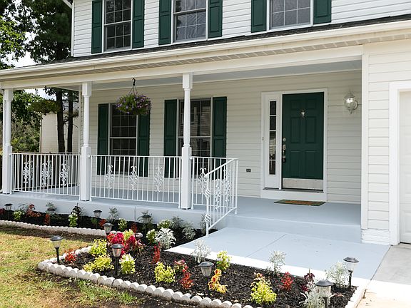 Main Entrance Patio/Porch