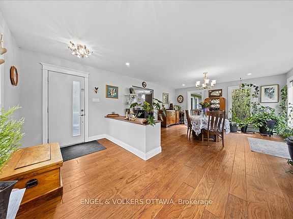 5th image of 4841 Torbolton Ridge Rd