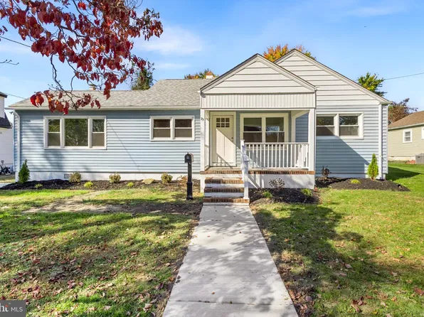 27 Pawnee Rd, Hi Nella, NJ 08083