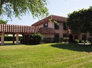 32 Cayuga Rd, Sea Ranch Lakes, FL 33308