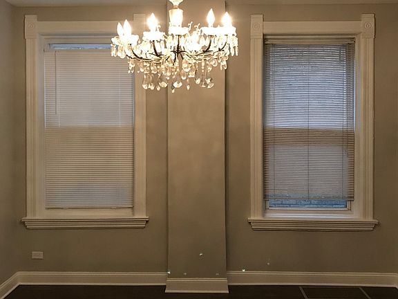 4th image of 1356 W Grand Ave #1F