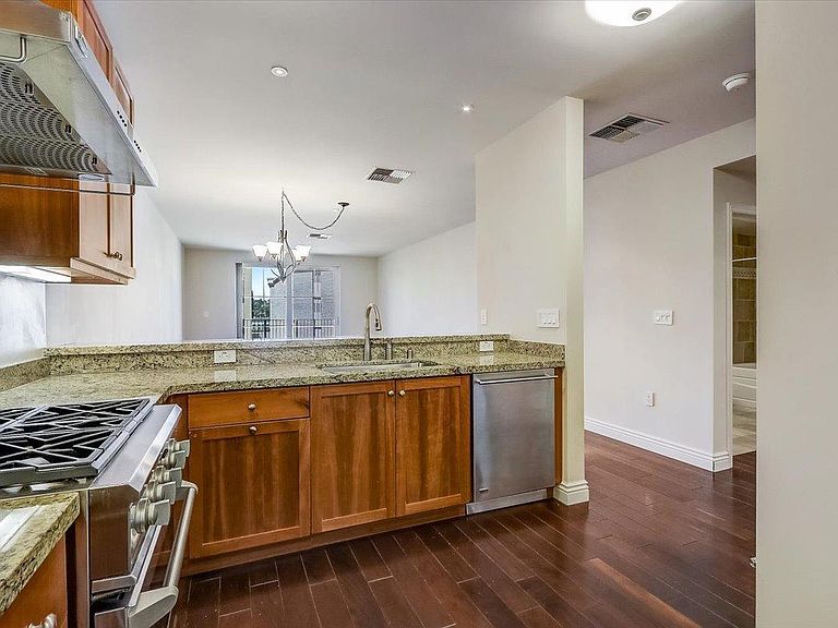 588 Main St Napa, CA, 94559 Apartments for Rent Zillow